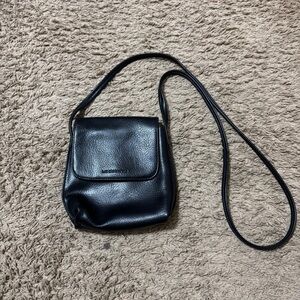 Vintage Liz Claiborne Genuine Leather Small Black Crossbody Bag Casual Travel